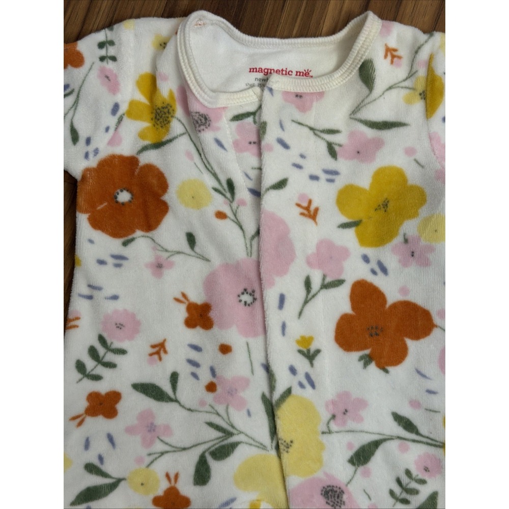 Magnetic Me Newborn Baby Girls 5-8# Footie Sleeper Pajamas VGC - Picture 2 of 4